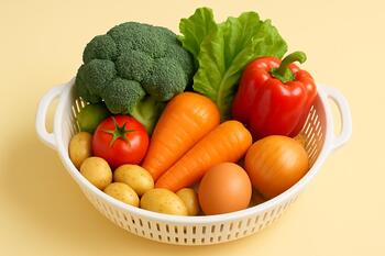 Low-pressure rinse basket